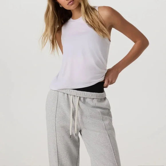 NWOT! Vuori Energy Tank Top, Size Medium - Picture 6 of 12